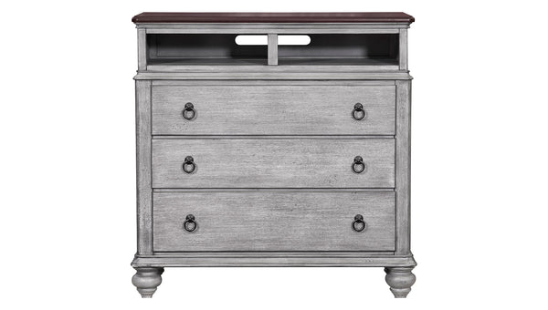 Pecho Plymouth Distressed Media